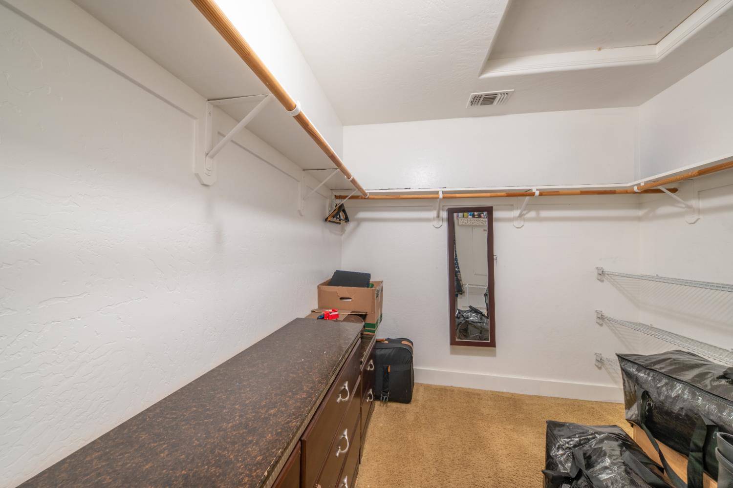 3329 N Gregory Ave, Fresno, CA 93722