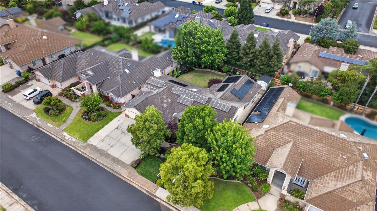 2831 Indianapolis Ave, Clovis, CA 93611