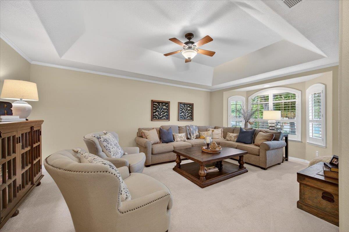 2831 Indianapolis Ave, Clovis, CA 93611