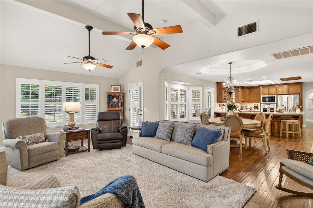2831 Indianapolis Ave, Clovis, CA 93611