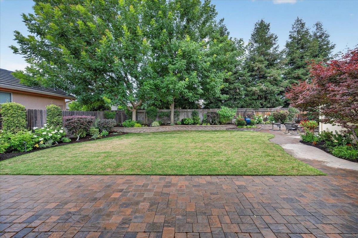 2831 Indianapolis Ave, Clovis, CA 93611