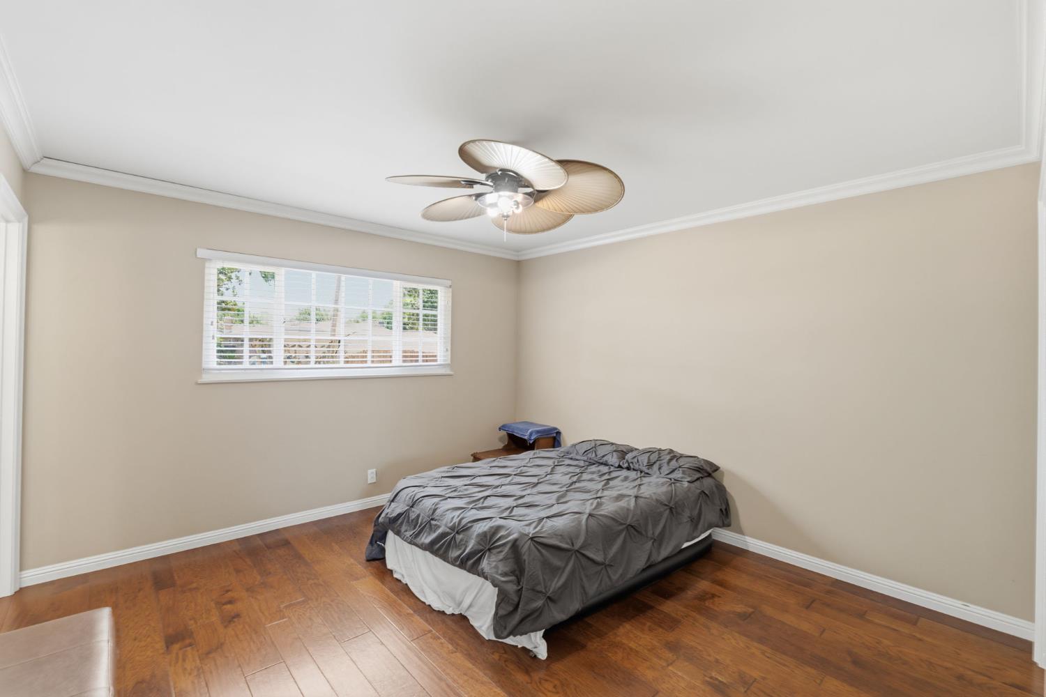 712 E San Ramon Ave, Fresno, CA 93710