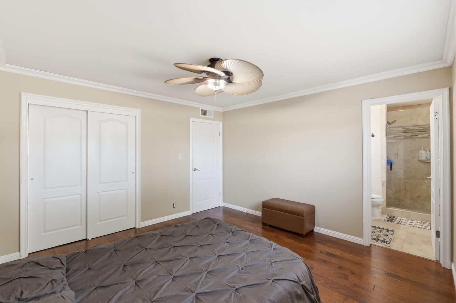 712 E San Ramon Ave, Fresno, CA 93710