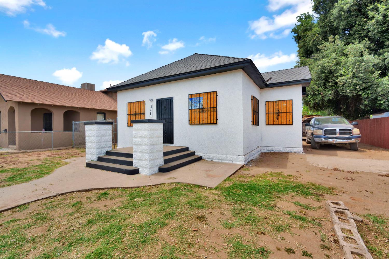 441 N Clark St, Fresno, CA 93701