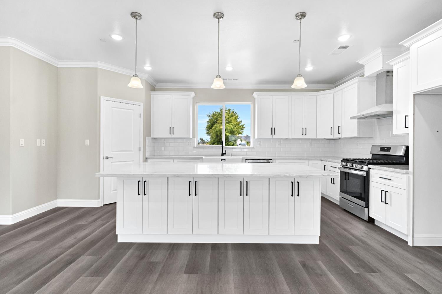 17753 Seabright Dr., Madera, CA 93638