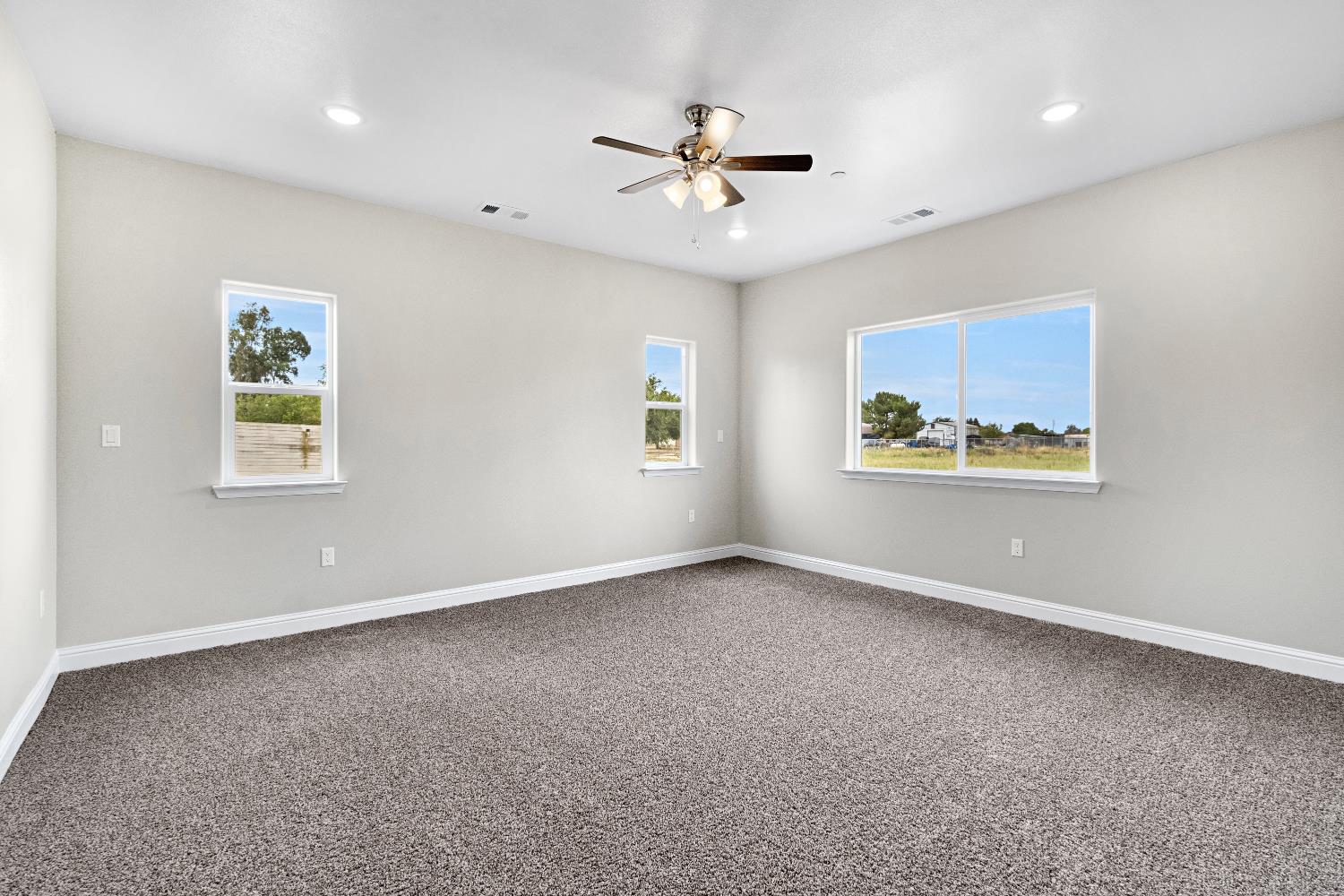 17753 Seabright Dr., Madera, CA 93638