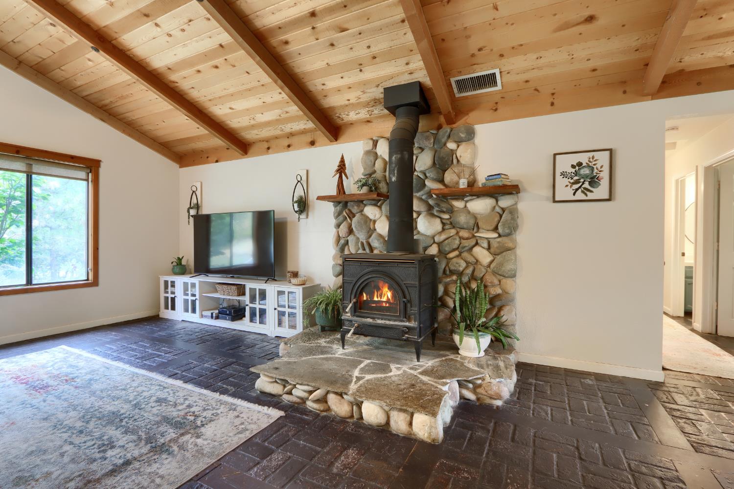 36686 Mattie Fhy Ct, Coarsegold, CA 93614