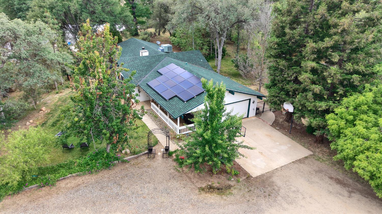 36686 Mattie Fhy Ct, Coarsegold, CA 93614
