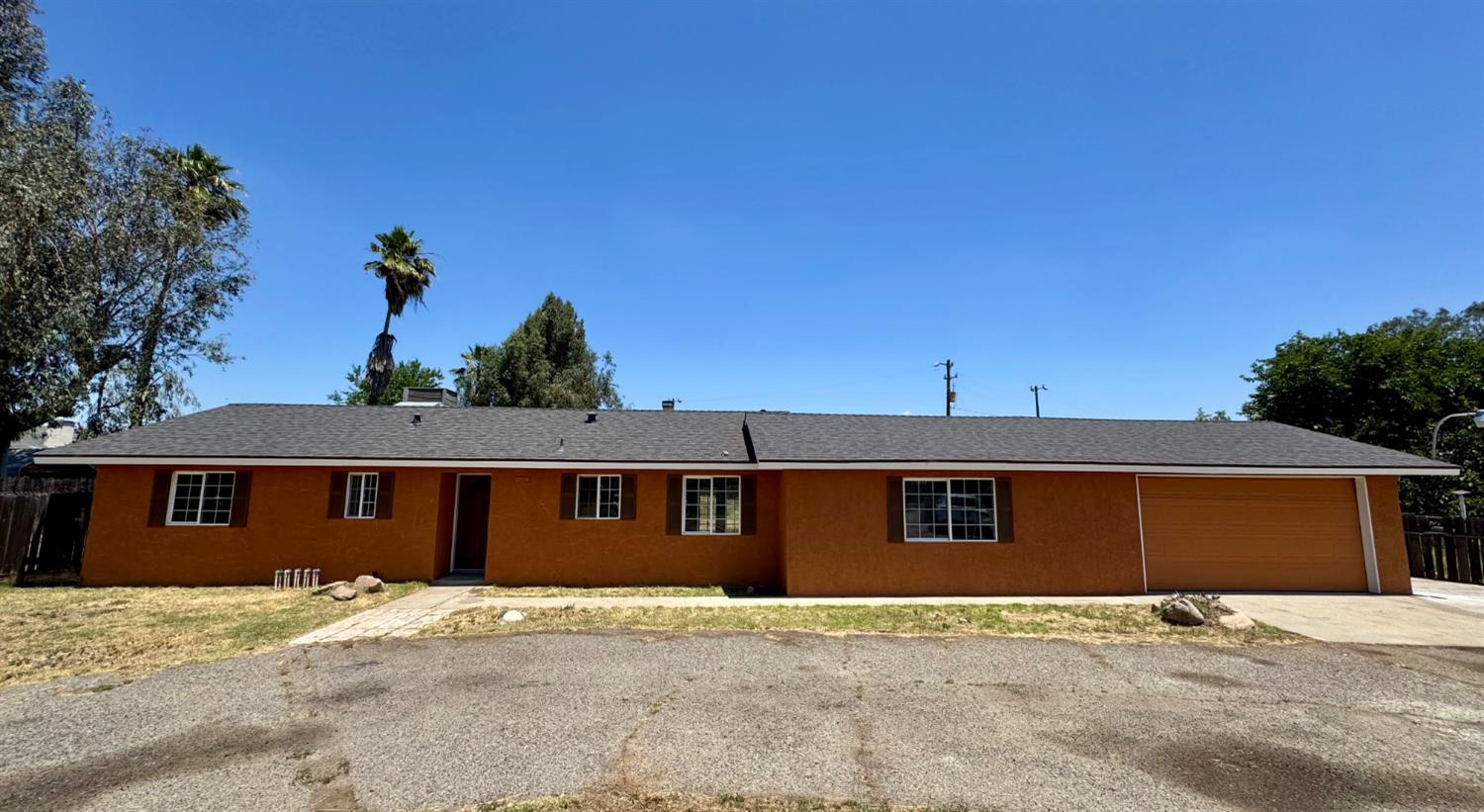 26295 Dillon Way, Madera, CA 93638