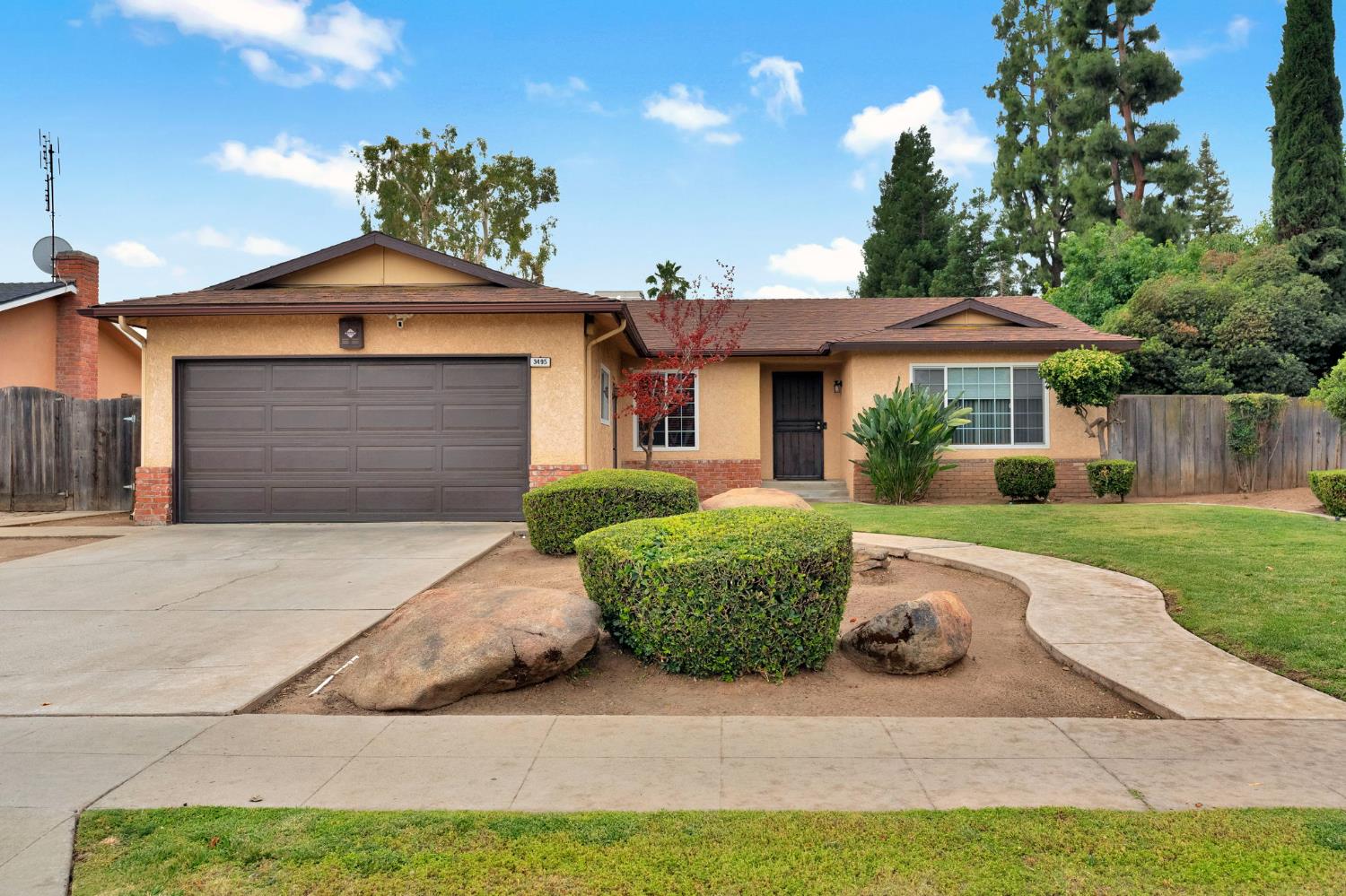 3495 W Bullard Ave, Fresno, CA 93711