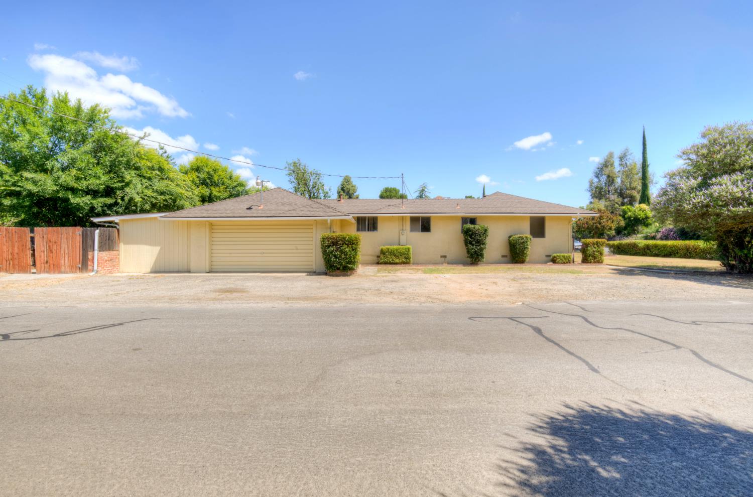 4709 N Palm, Fresno, CA 93704