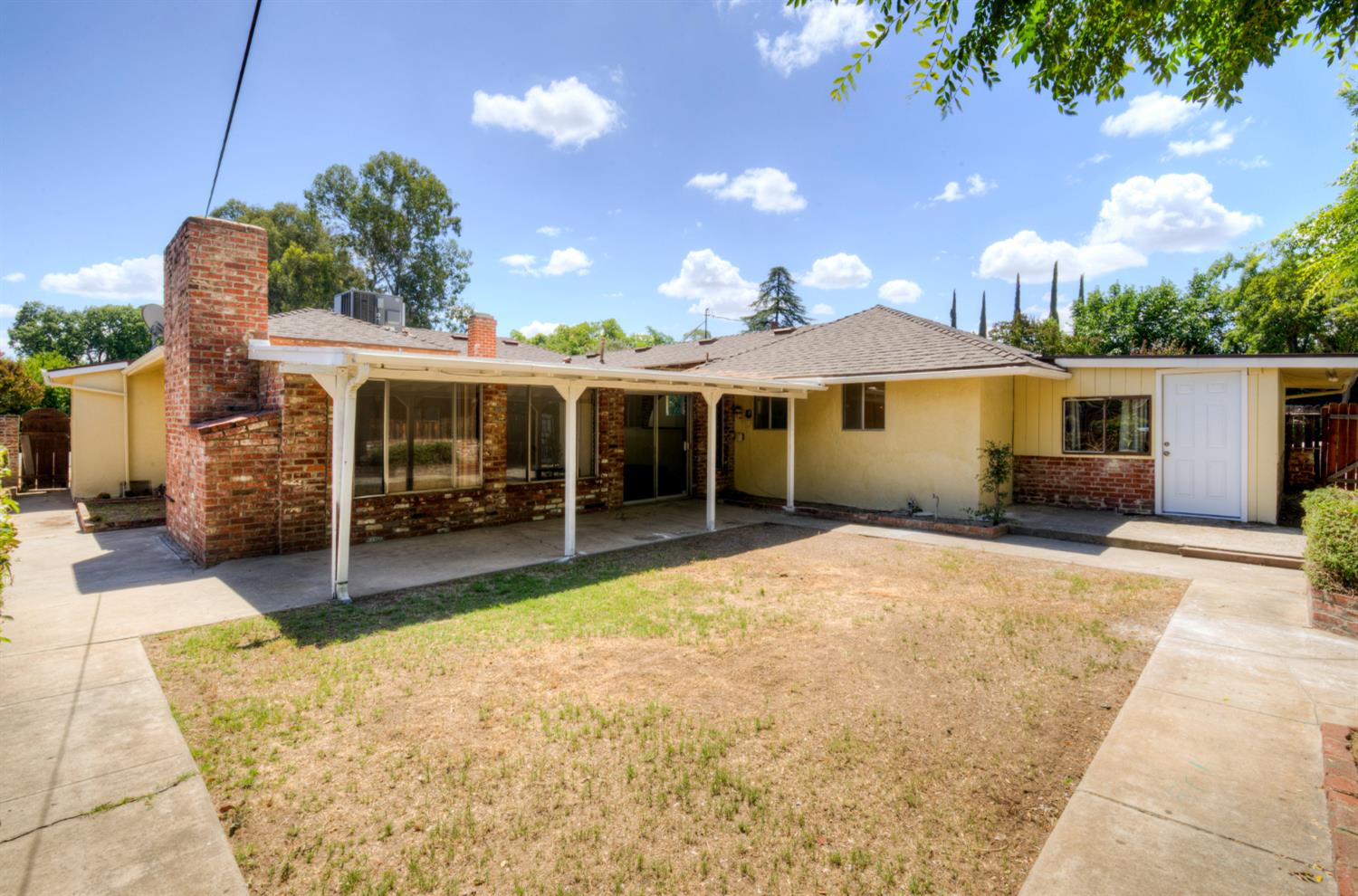 4709 N Palm, Fresno, CA 93704