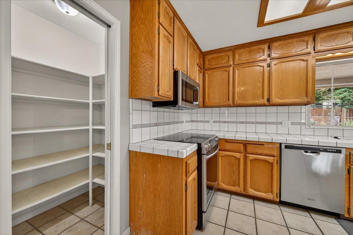 2375 Fallbrook Ave, Clovis, CA 93611