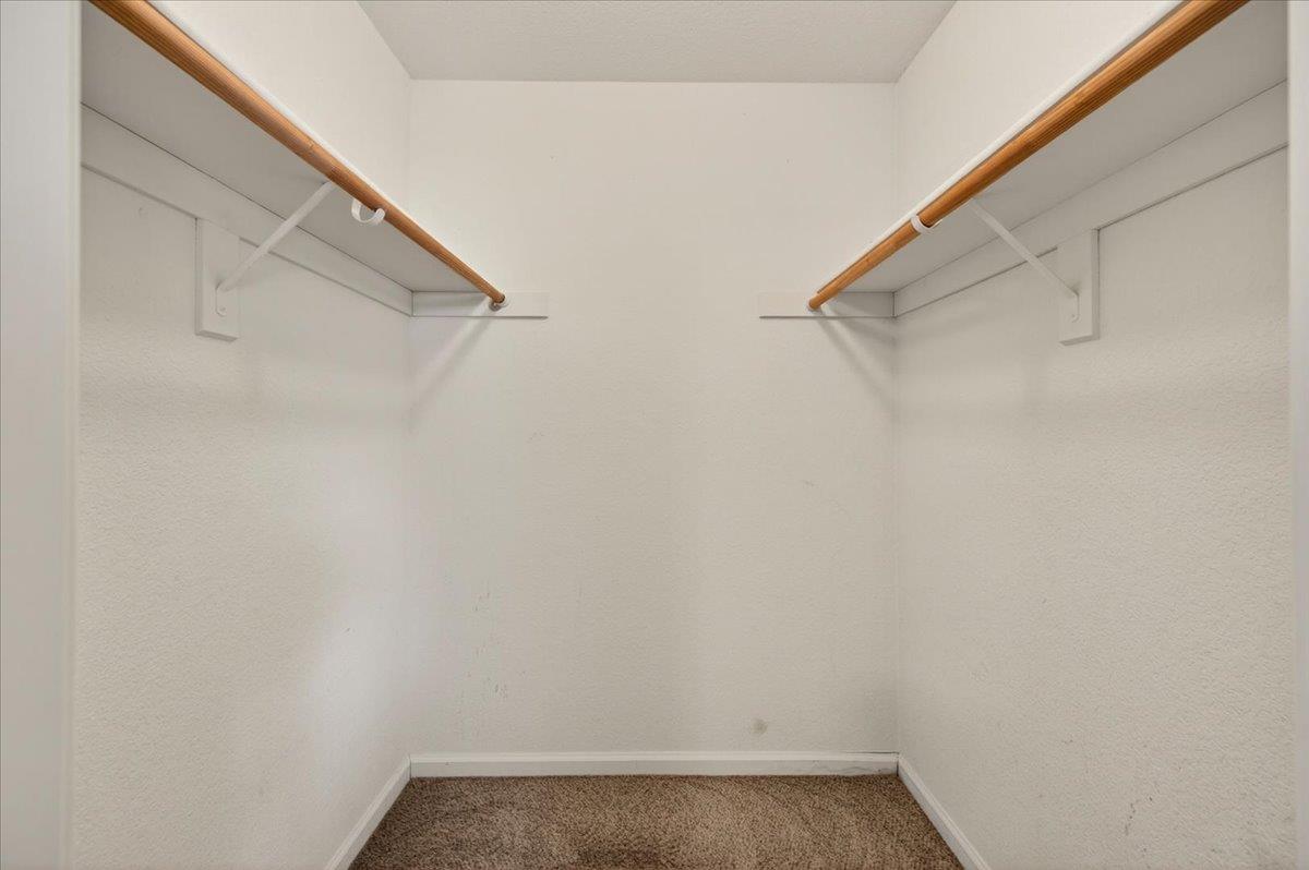 2375 Fallbrook Ave, Clovis, CA 93611