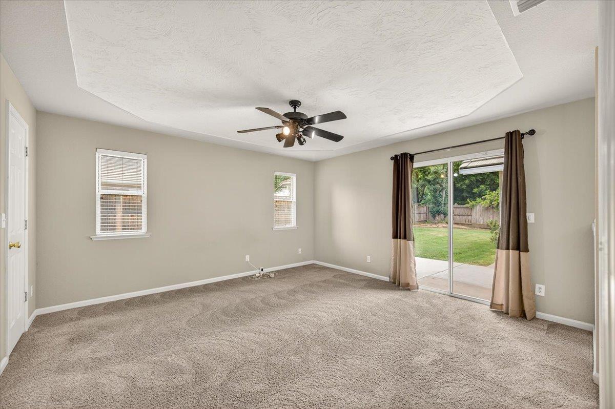 2375 Fallbrook Ave, Clovis, CA 93611