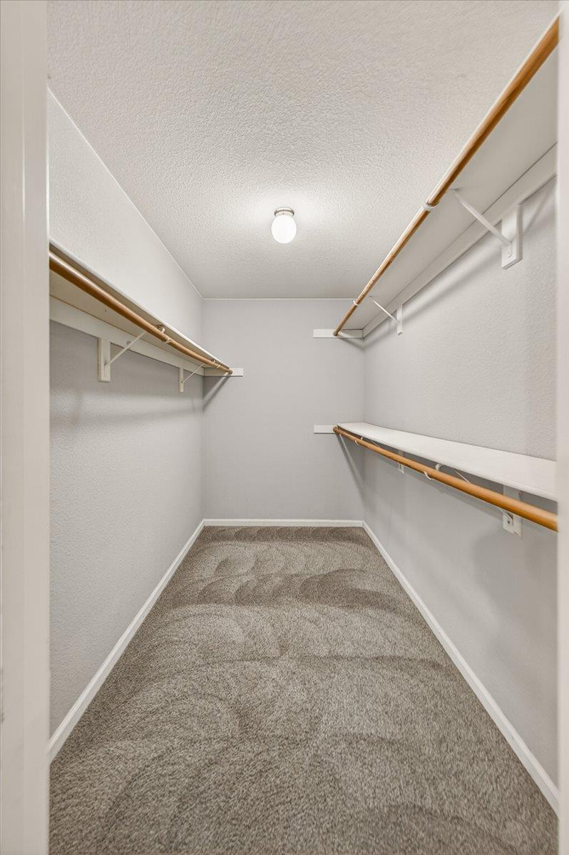 2375 Fallbrook Ave, Clovis, CA 93611