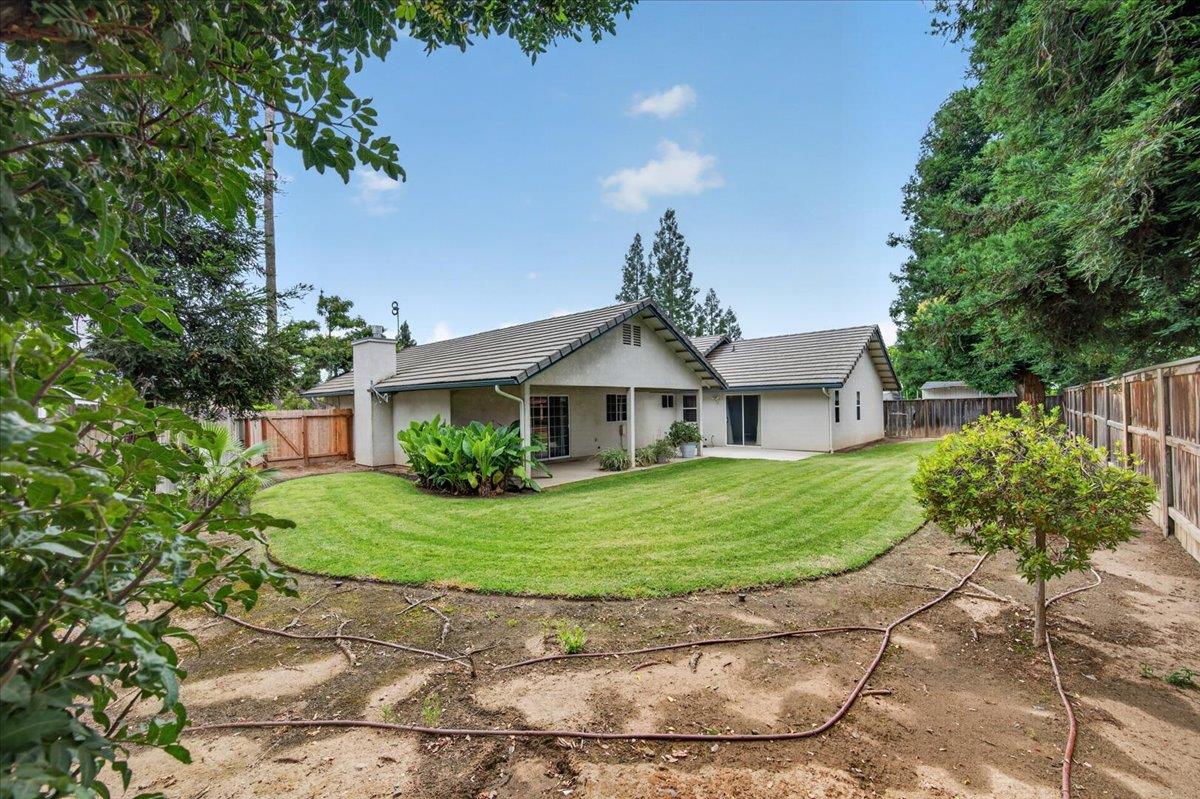 2375 Fallbrook Ave, Clovis, CA 93611