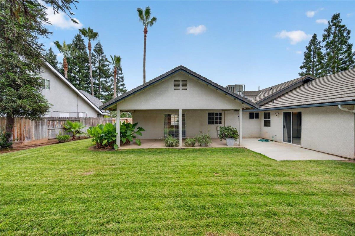 2375 Fallbrook Ave, Clovis, CA 93611