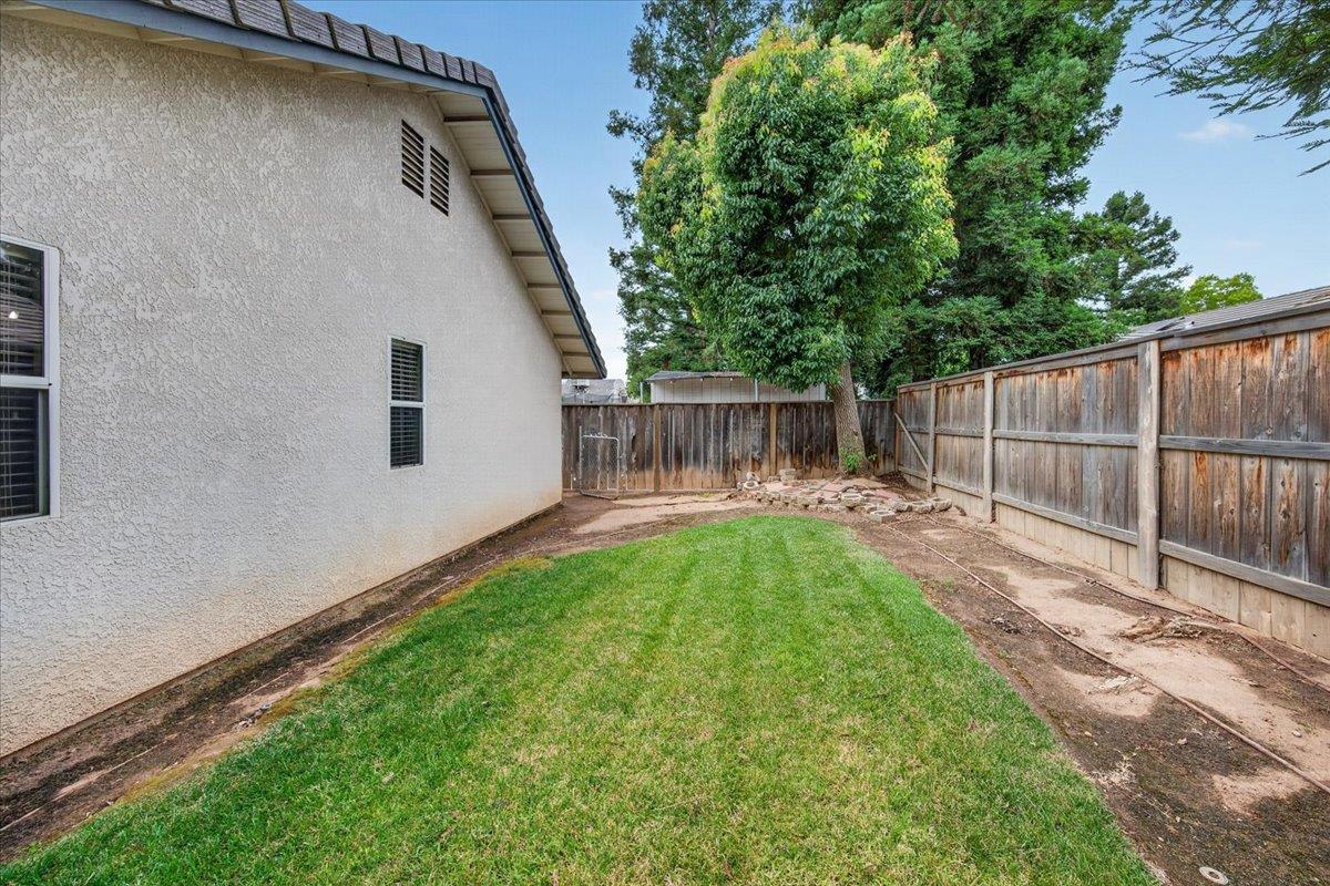 2375 Fallbrook Ave, Clovis, CA 93611