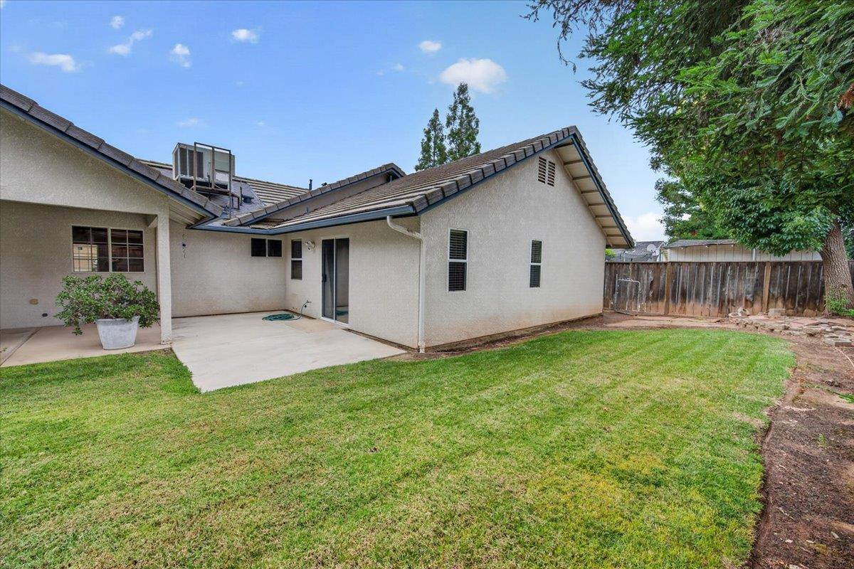 2375 Fallbrook Ave, Clovis, CA 93611