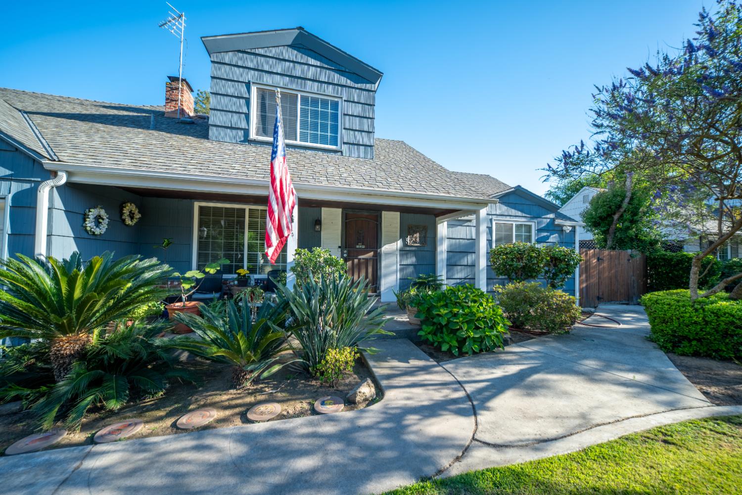 3350 E Griffith Way, Fresno, CA 93726