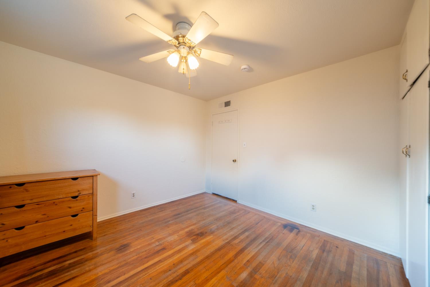 3350 E Griffith Way, Fresno, CA 93726
