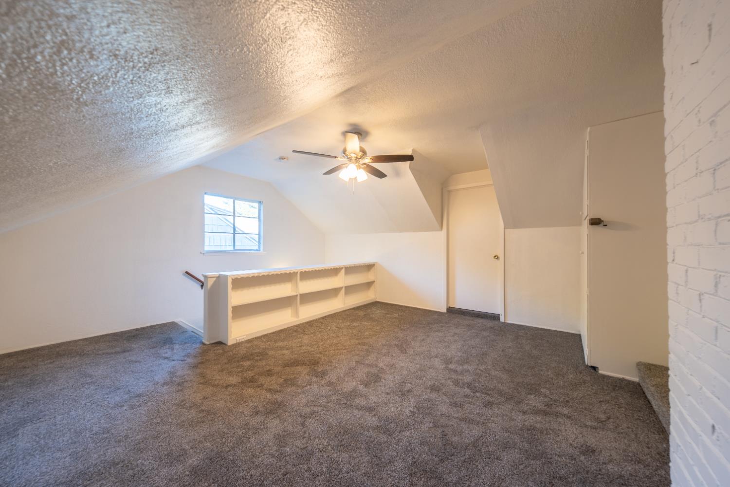 3350 E Griffith Way, Fresno, CA 93726