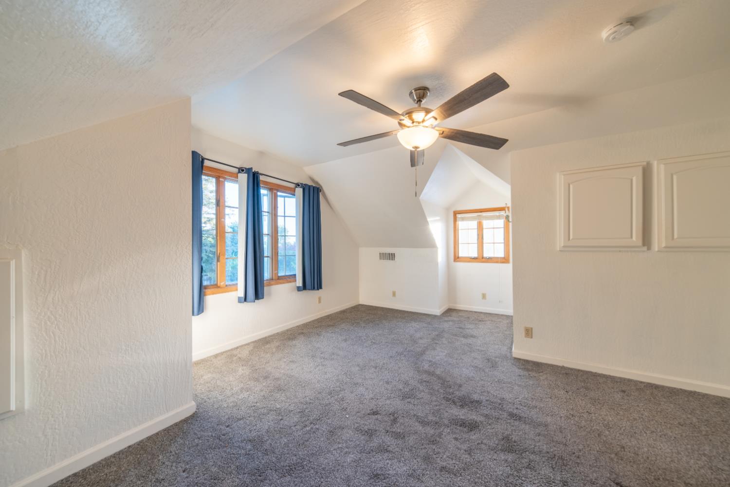 3350 E Griffith Way, Fresno, CA 93726