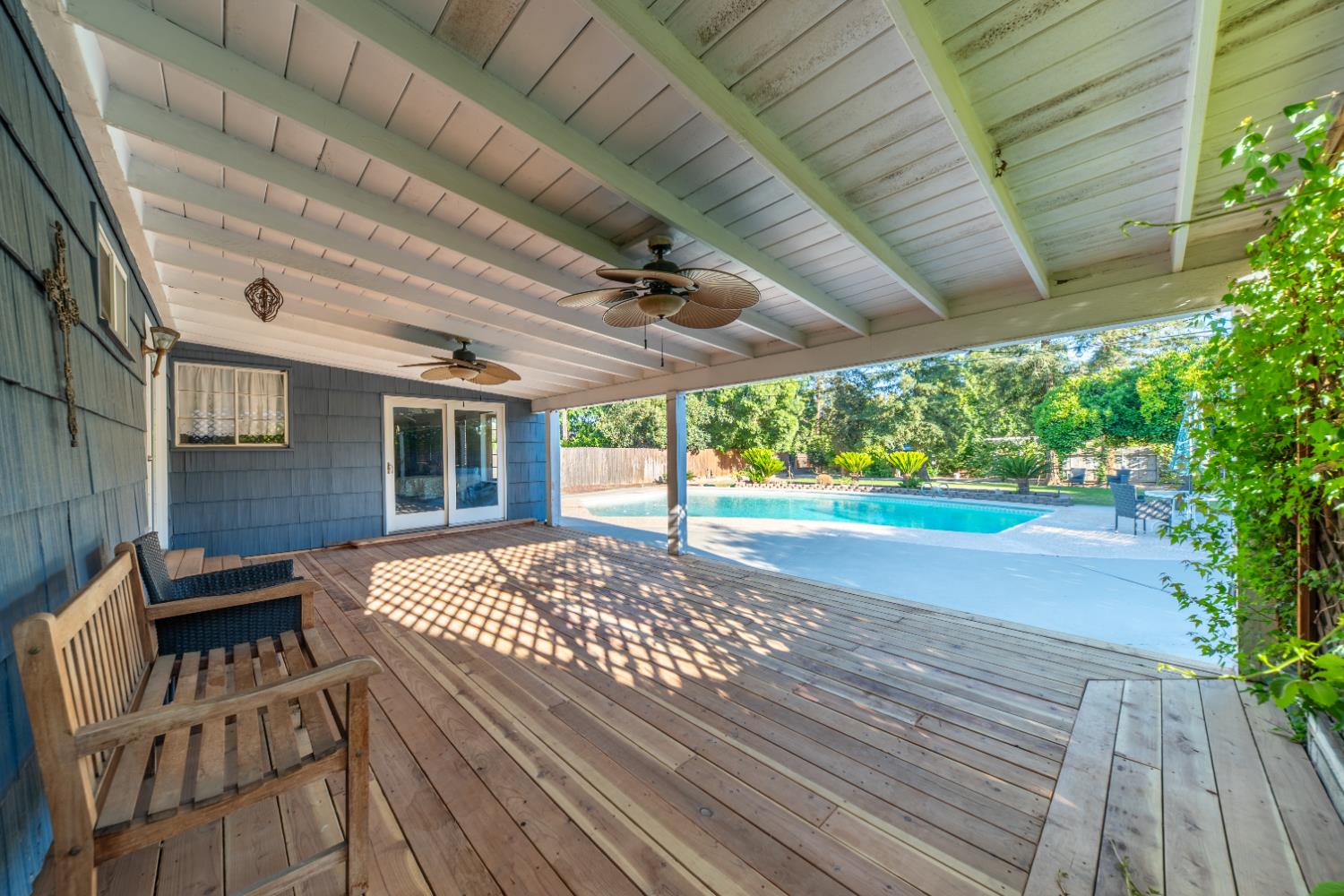 3350 E Griffith Way, Fresno, CA 93726