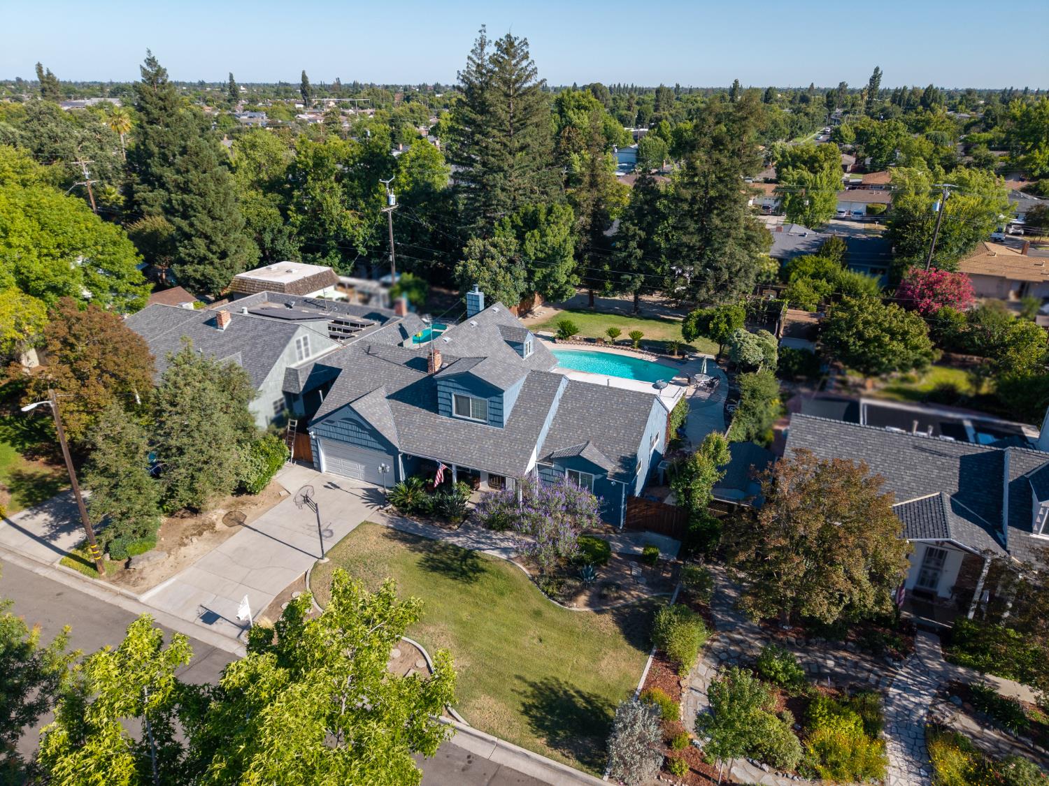 3350 E Griffith Way, Fresno, CA 93726