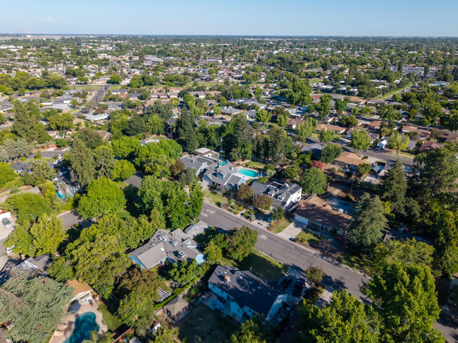 3350 E Griffith Way, Fresno, CA 93726