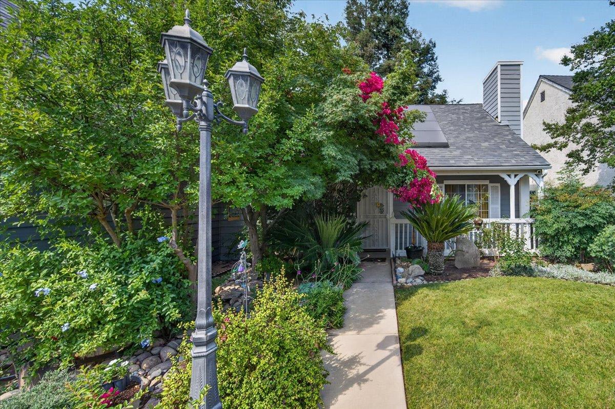 4172 W Regency Ave, Fresno, CA 93722