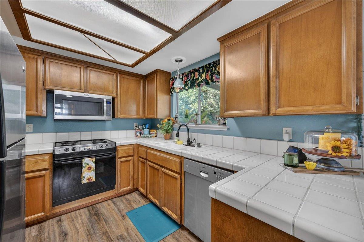 4172 W Regency Ave, Fresno, CA 93722