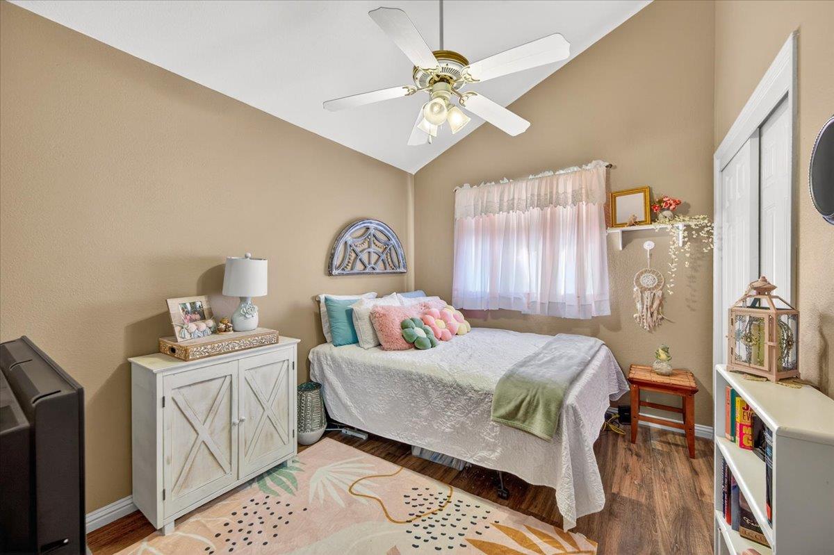 4172 W Regency Ave, Fresno, CA 93722