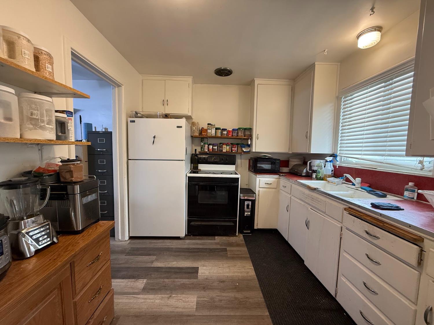 761 S Short Ave, Dinuba, CA 93618
