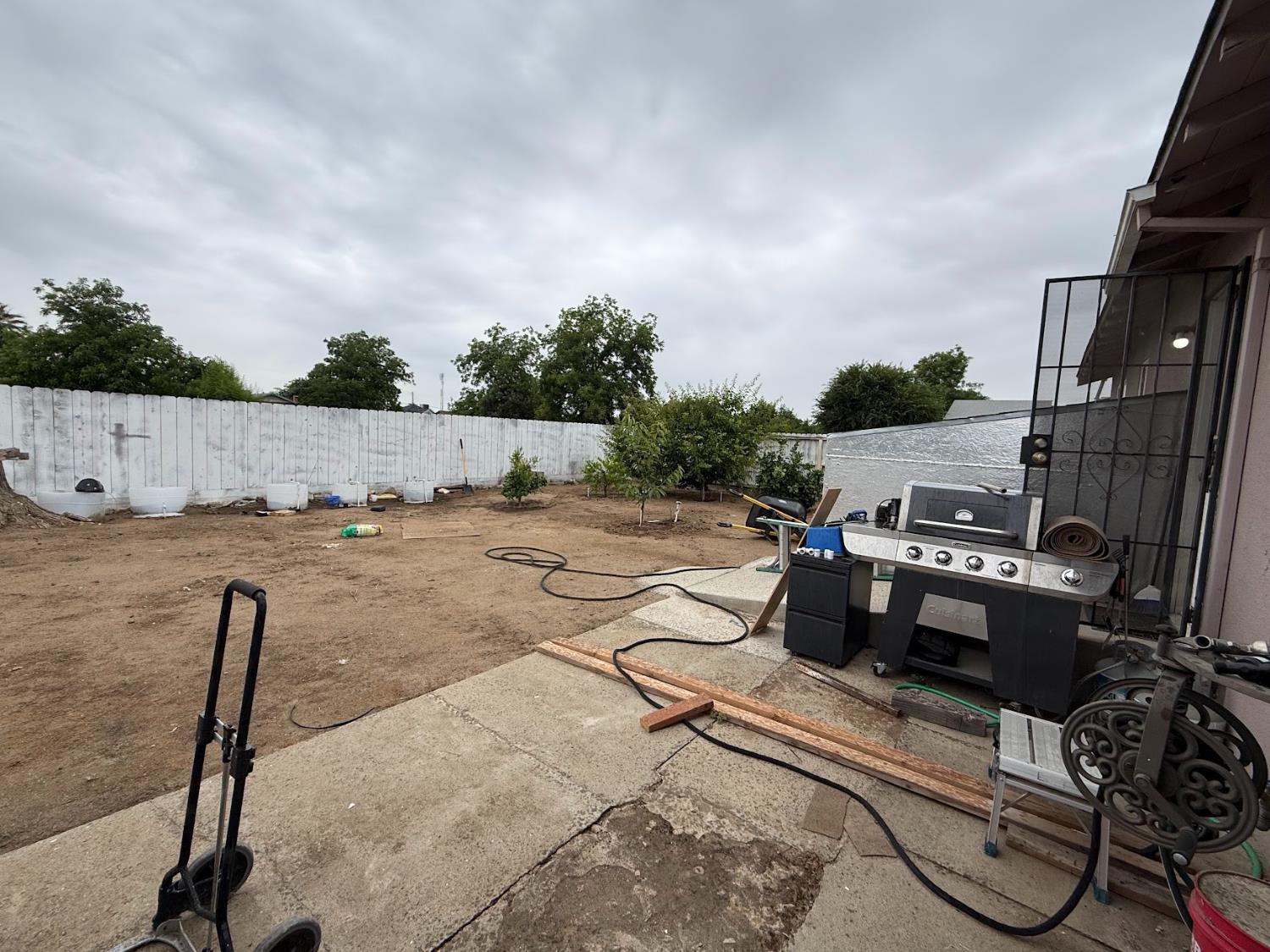 761 S Short Ave, Dinuba, CA 93618
