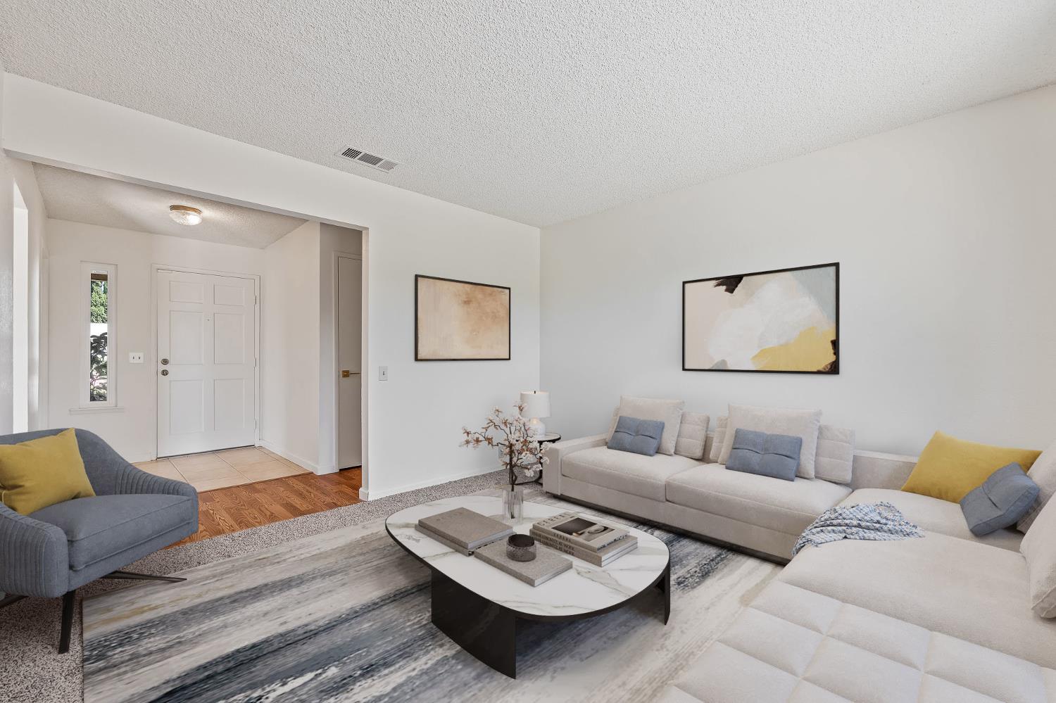 521 E Escalon, Fresno, CA 93711