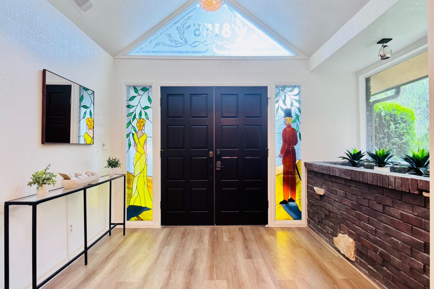 8155 N Fowler Ave, Clovis, CA 93619