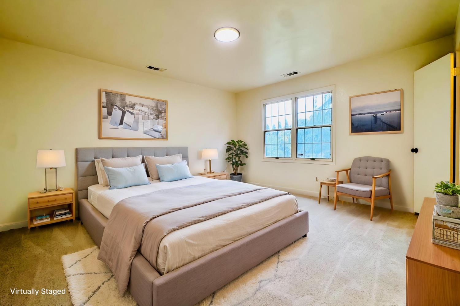 8155 N Fowler Ave, Clovis, CA 93619