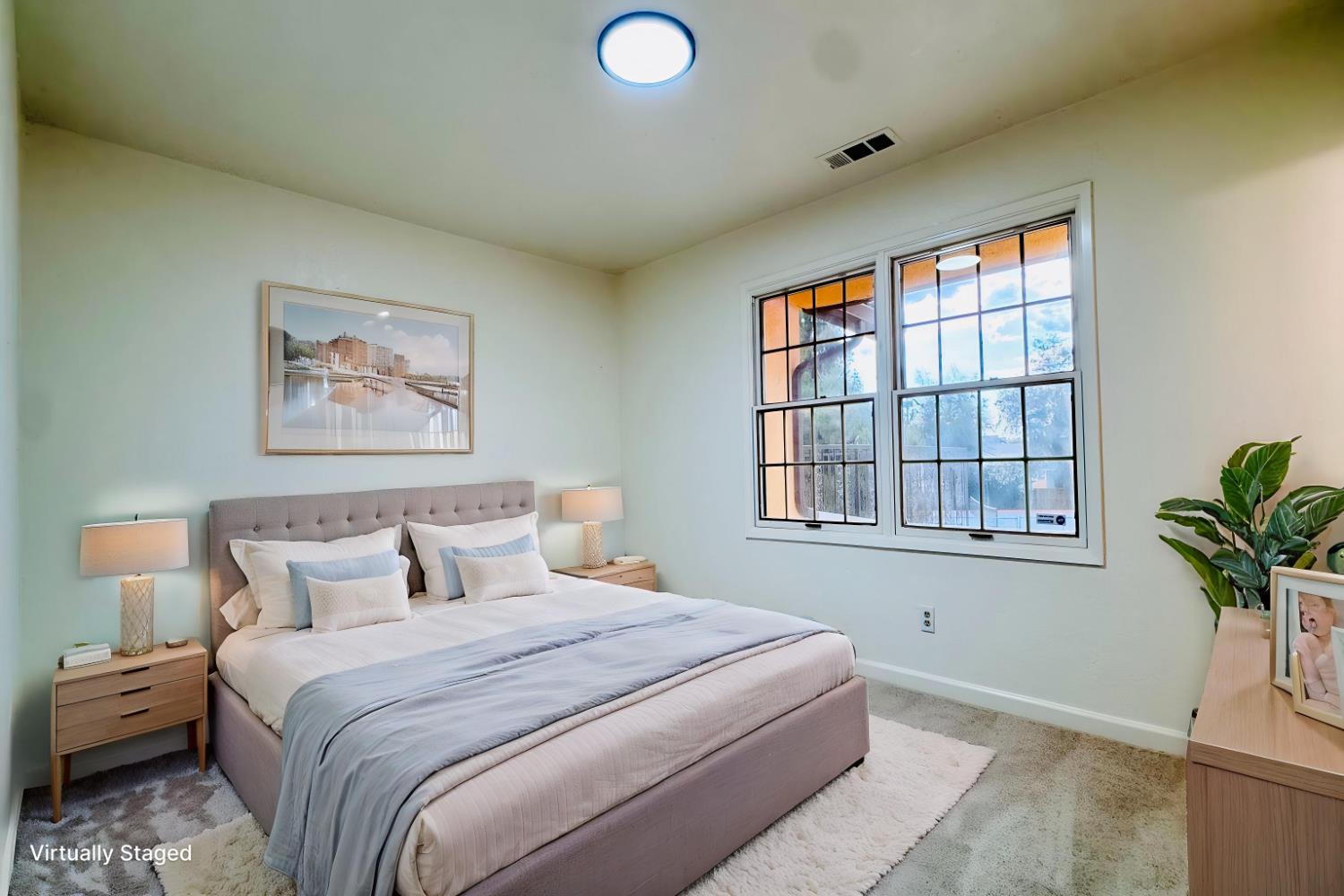 8155 N Fowler Ave, Clovis, CA 93619