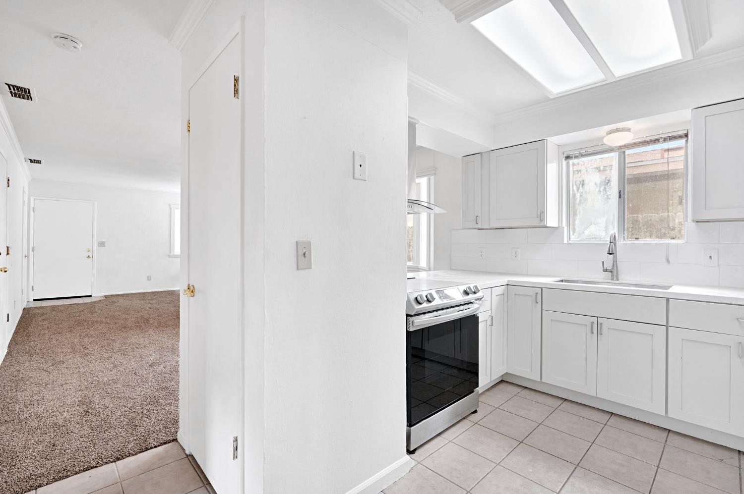 4466 N Cornelia Ave, Fresno, CA 93722