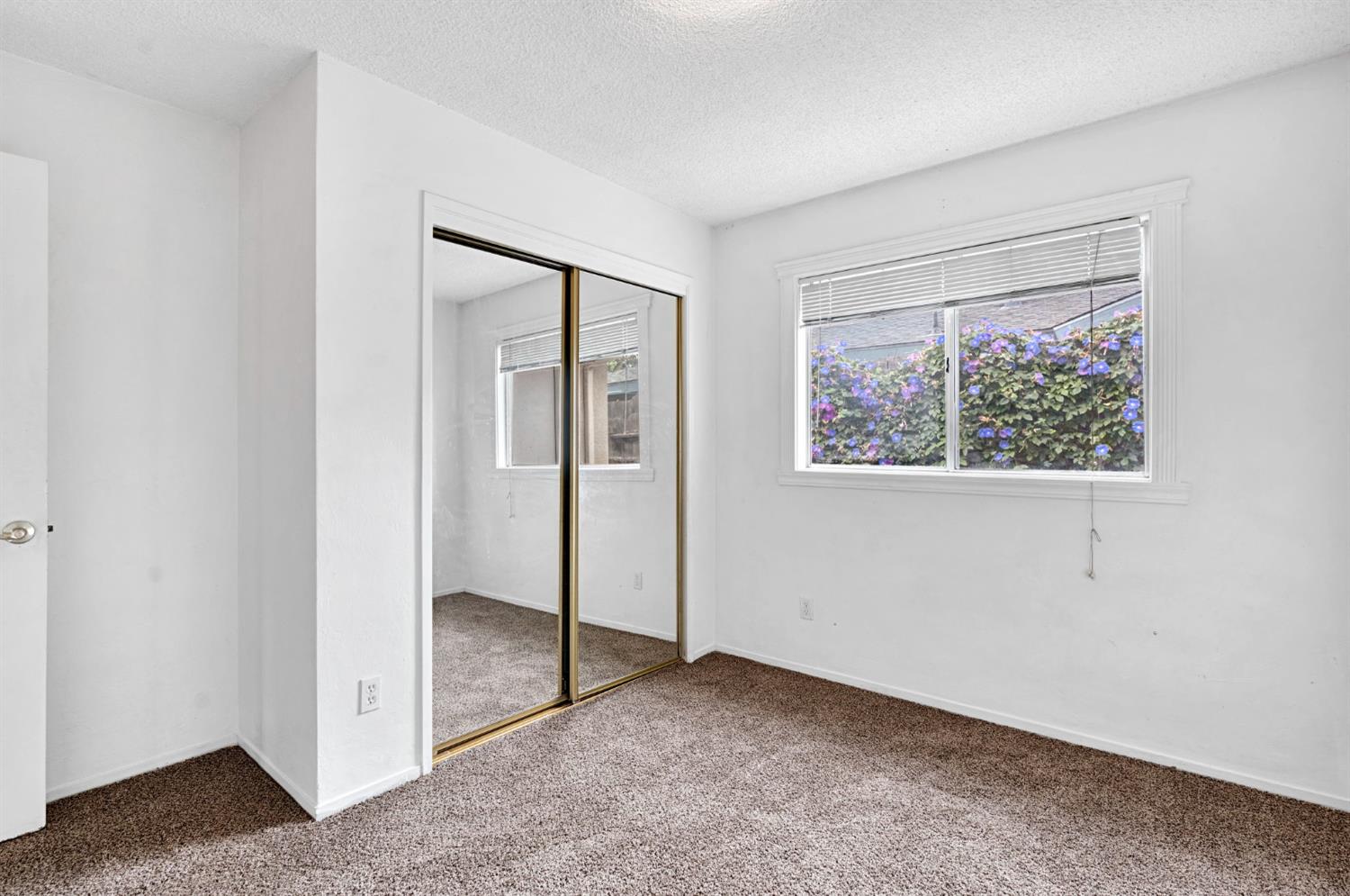 4466 N Cornelia Ave, Fresno, CA 93722