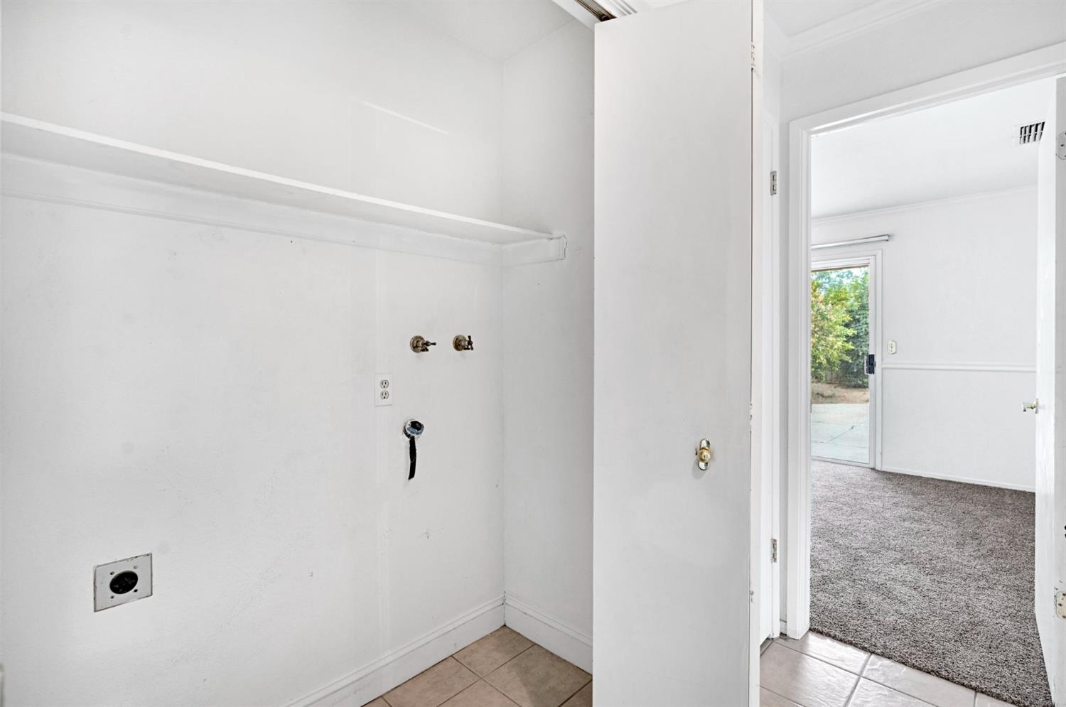 4466 N Cornelia Ave, Fresno, CA 93722