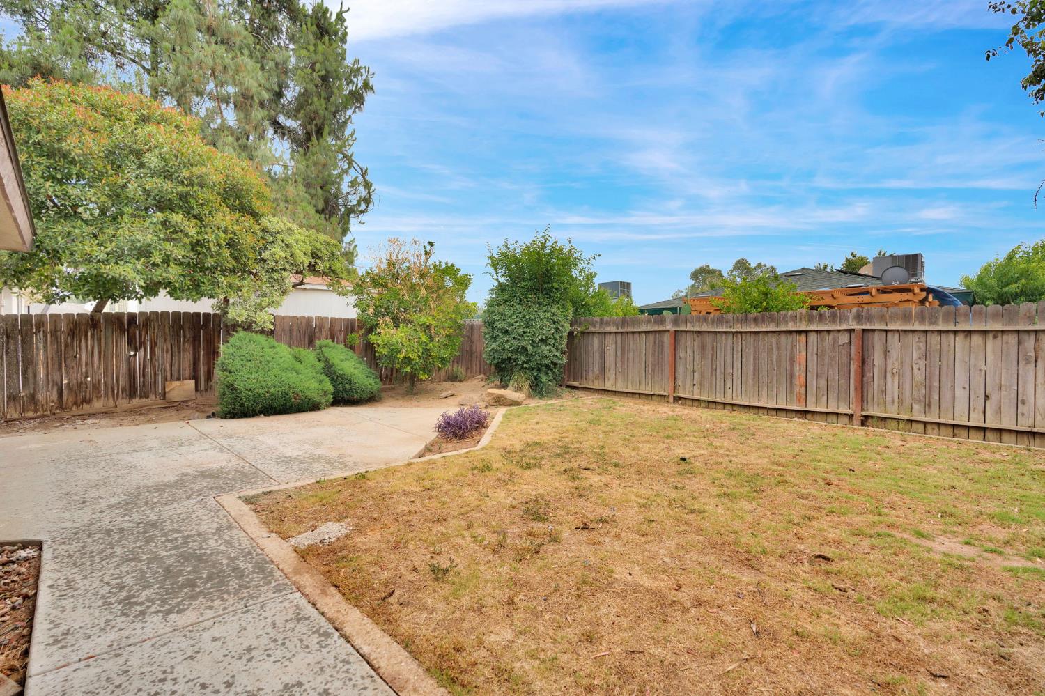 4466 N Cornelia Ave, Fresno, CA 93722