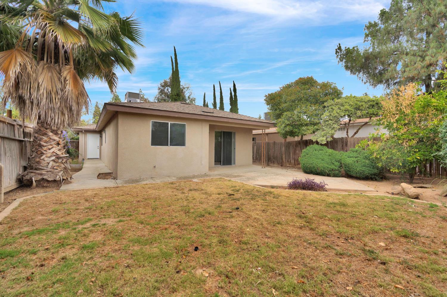 4466 N Cornelia Ave, Fresno, CA 93722