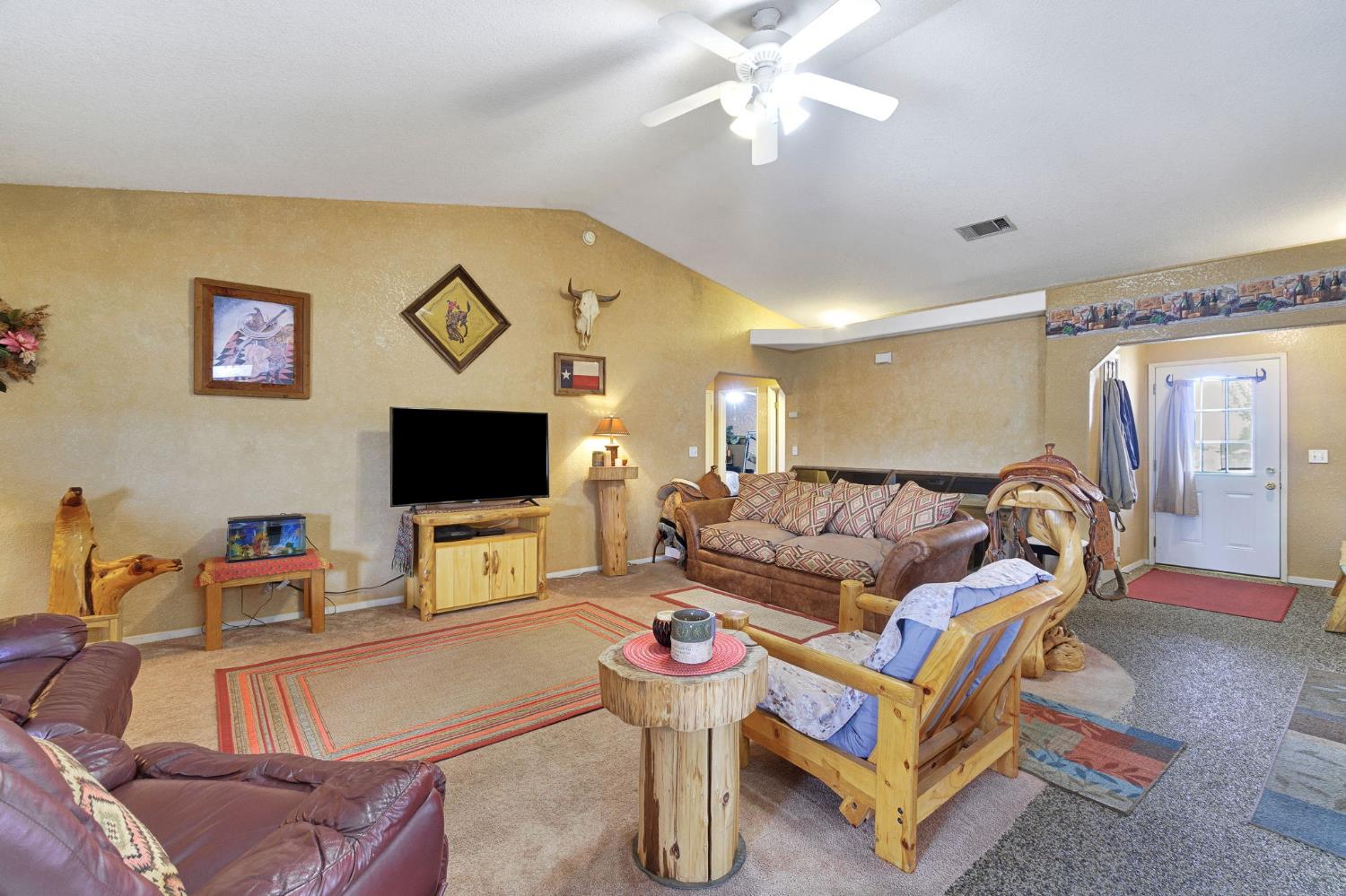 20689 Olympia Rd, Madera, CA 93638