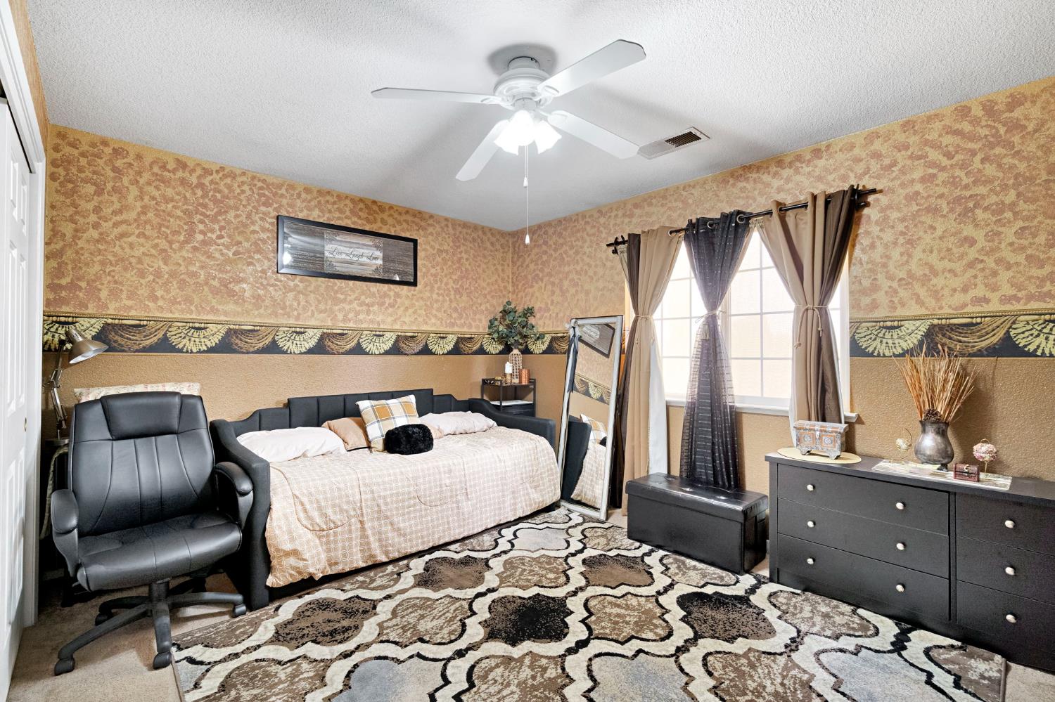 20689 Olympia Rd, Madera, CA 93638