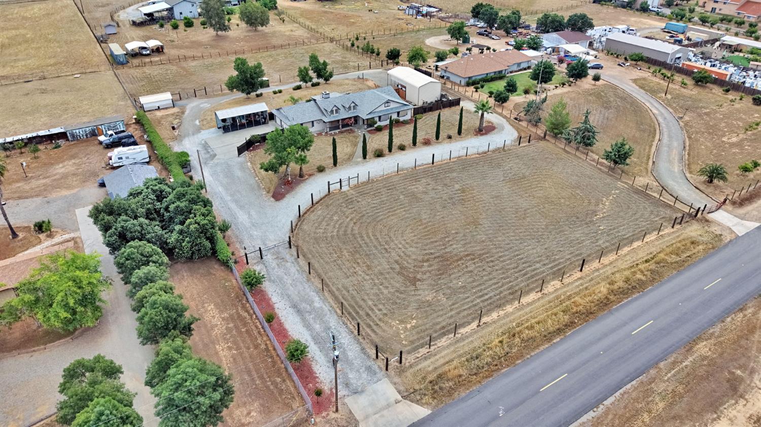 20689 Olympia Rd, Madera, CA 93638