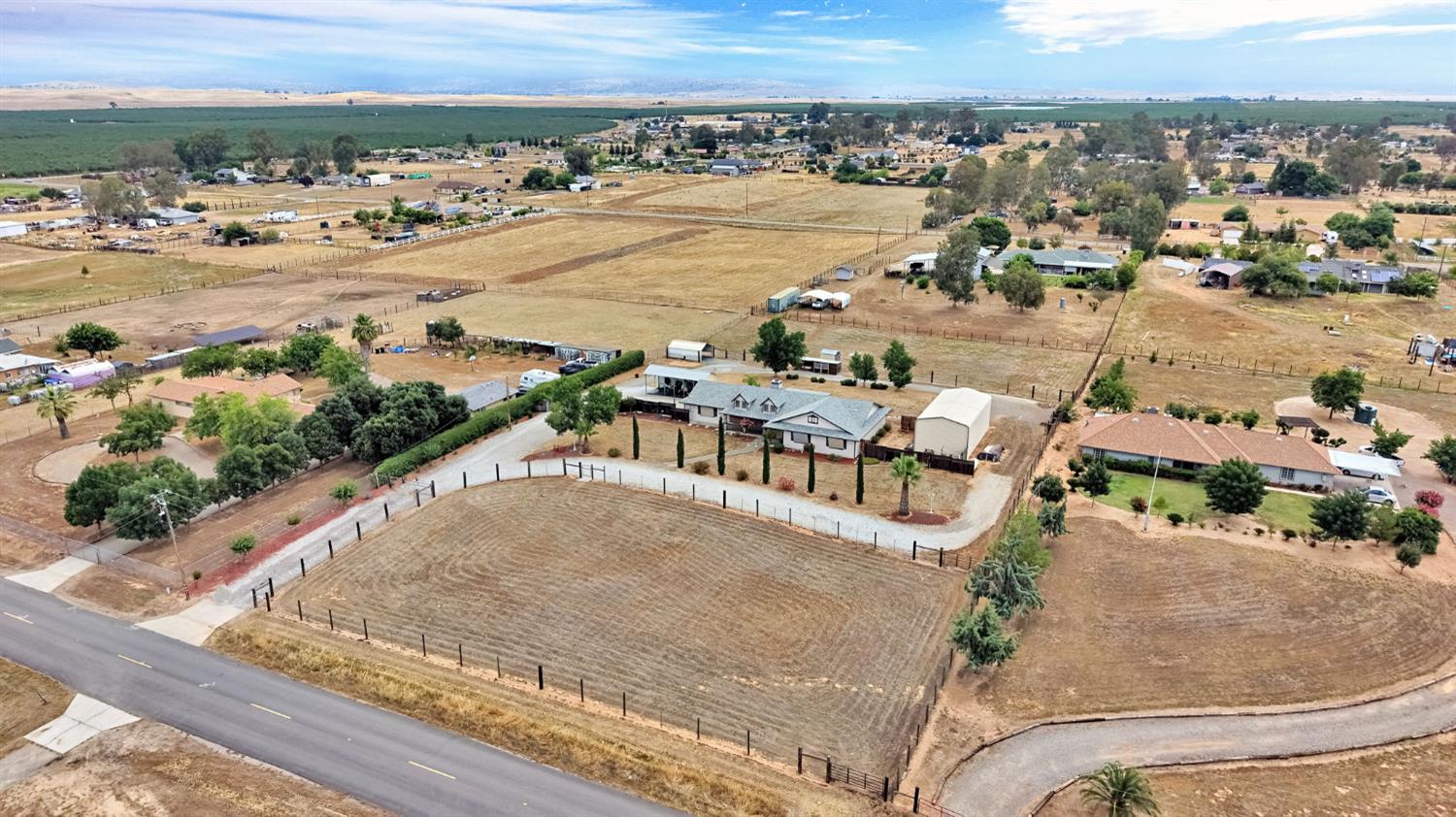 20689 Olympia Rd, Madera, CA 93638