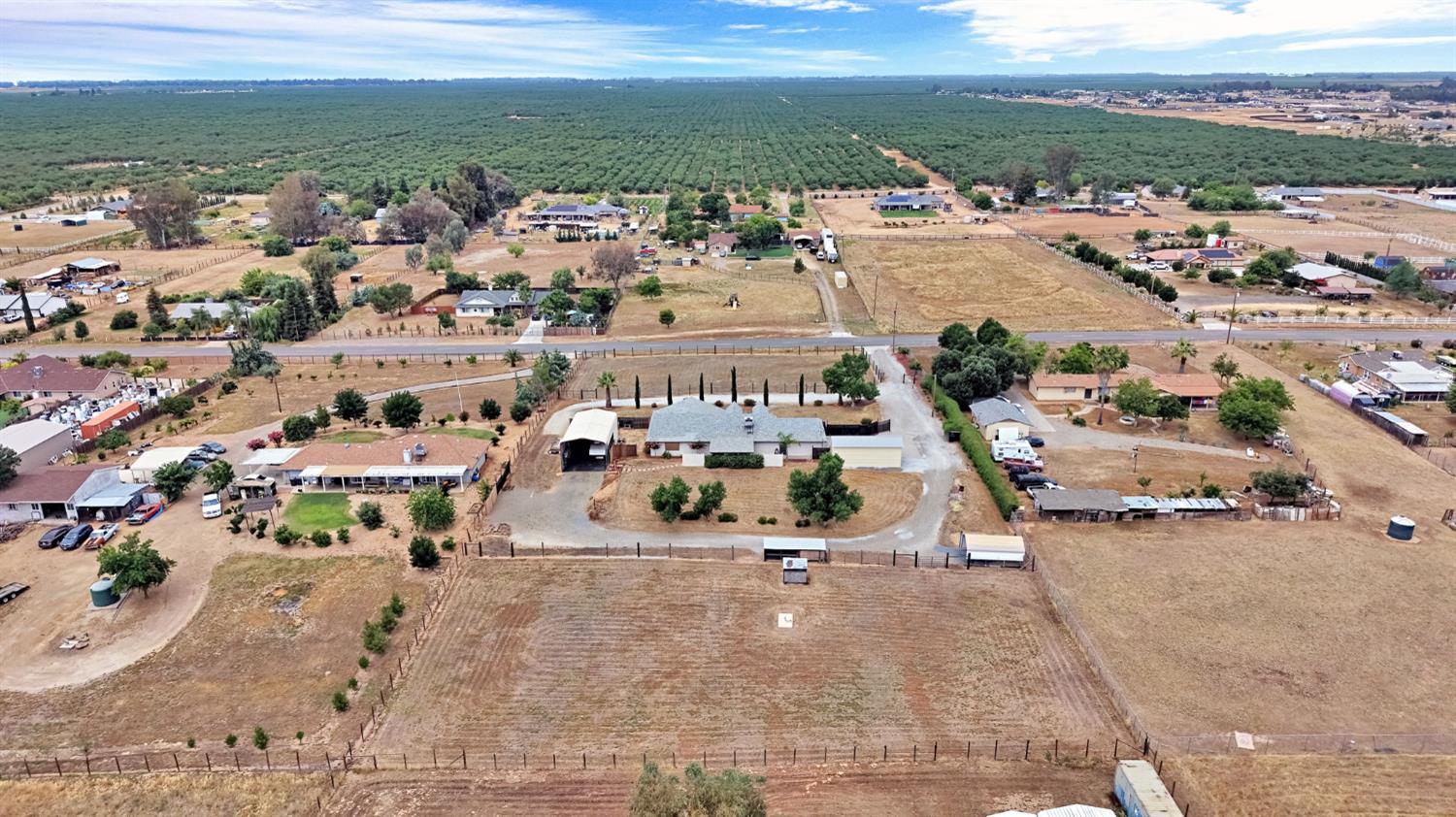 20689 Olympia Rd, Madera, CA 93638